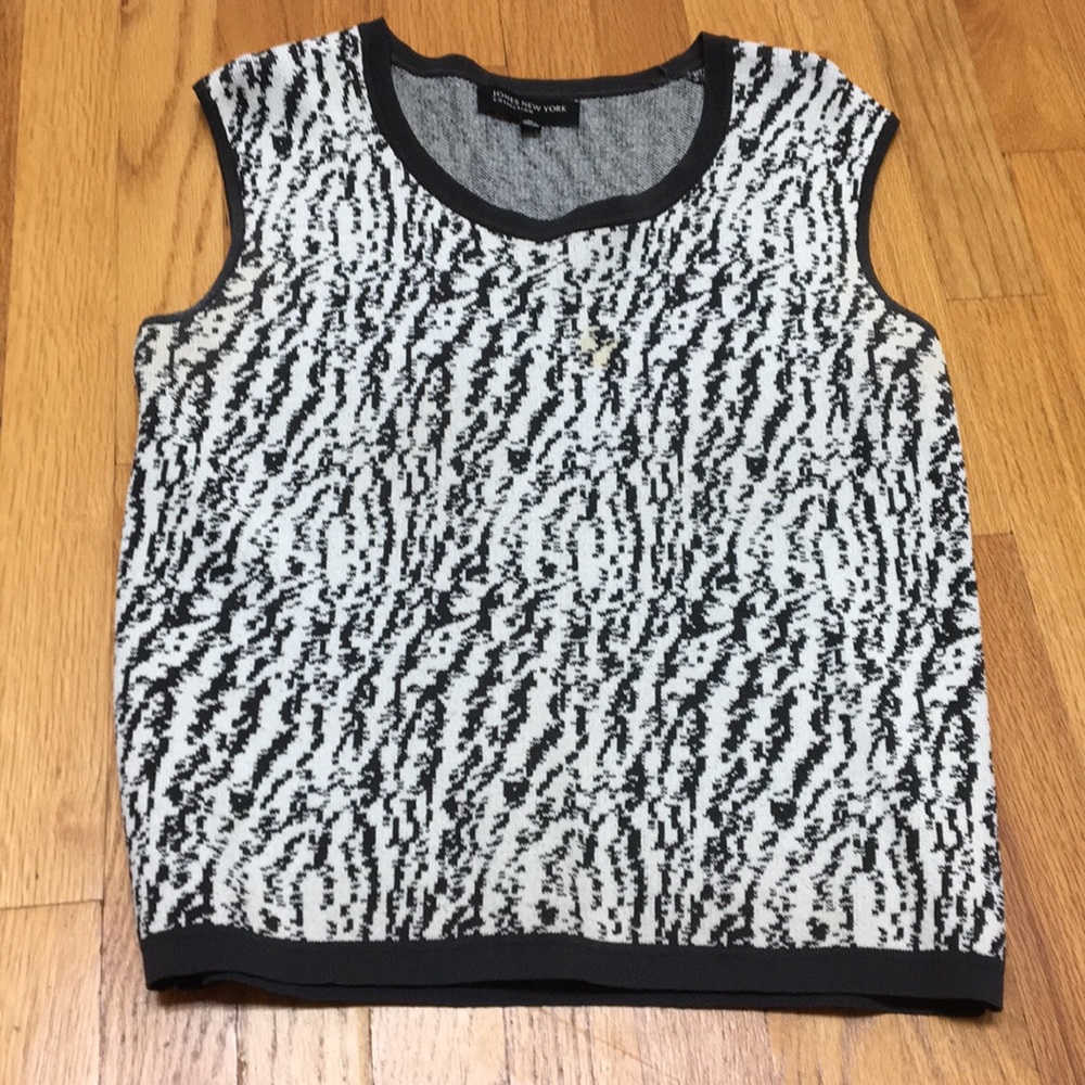 Jones New York Sleeveless Gray & Cream Top